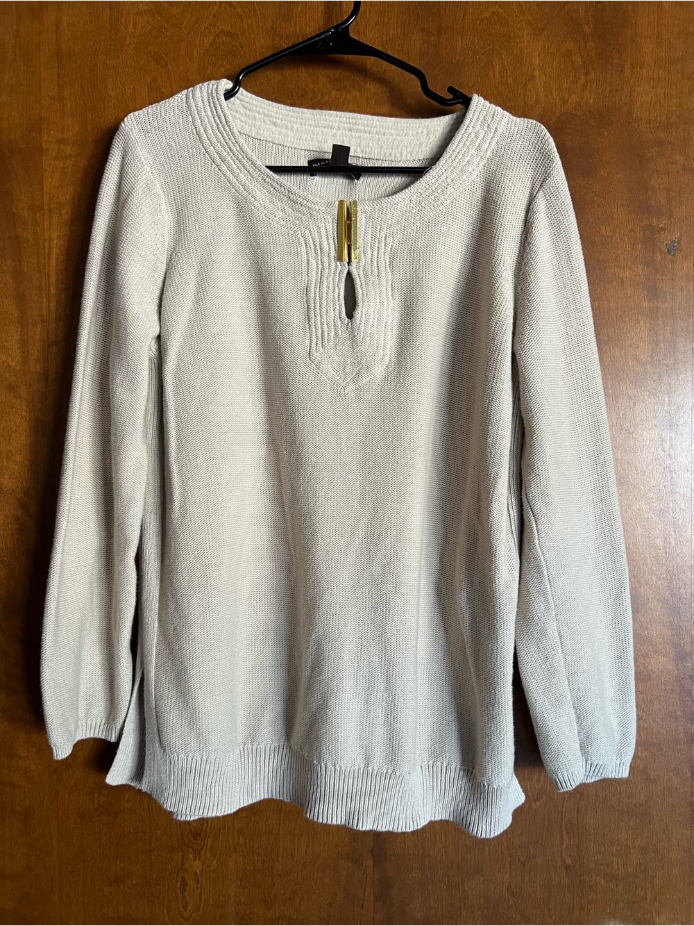 Dana Buchman Cream Knit Crewneck Sweater with Gold Zip Accent